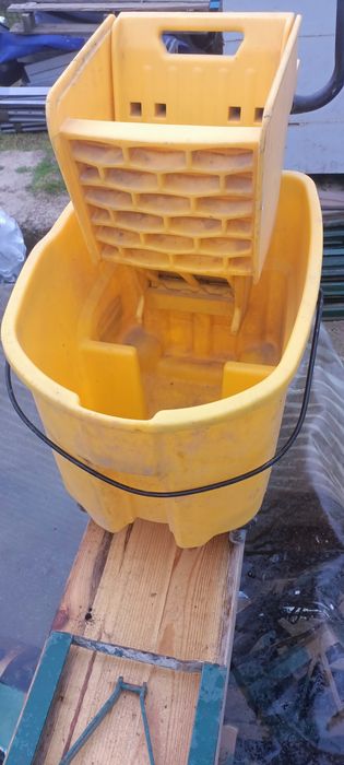 Găleta mop wave brake cu storcător 33 l comercial