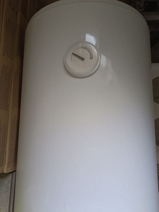Продава се Бойлер Tesy 80l
