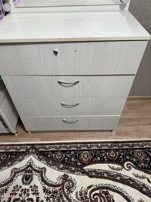 Продаётся камод в хорошем состоянии