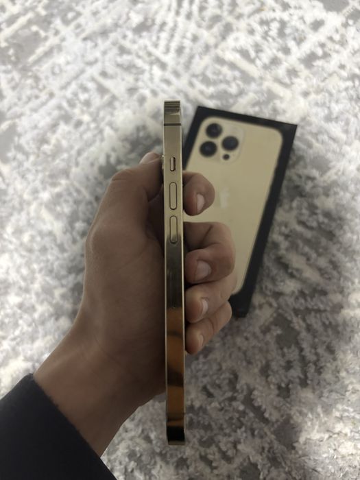 Продаю IPhone 13 Pro