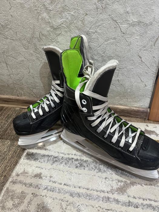 Коньки Bauer хоккейные