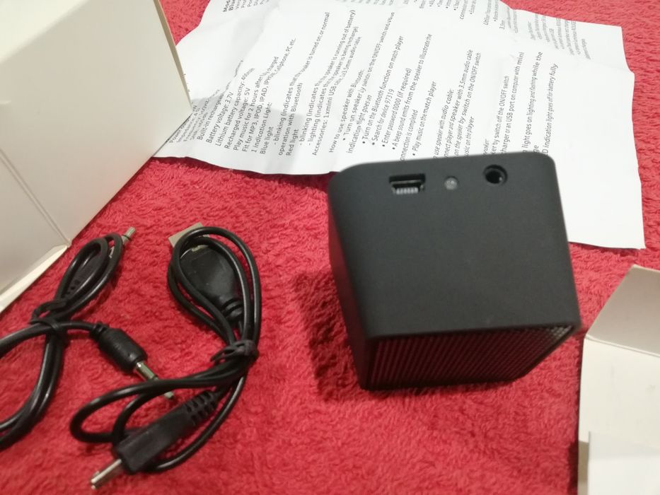 Bluetooth speaker колонка за телефон таблет или компютър чисто нова