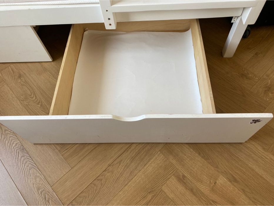 Кровать двухярусная