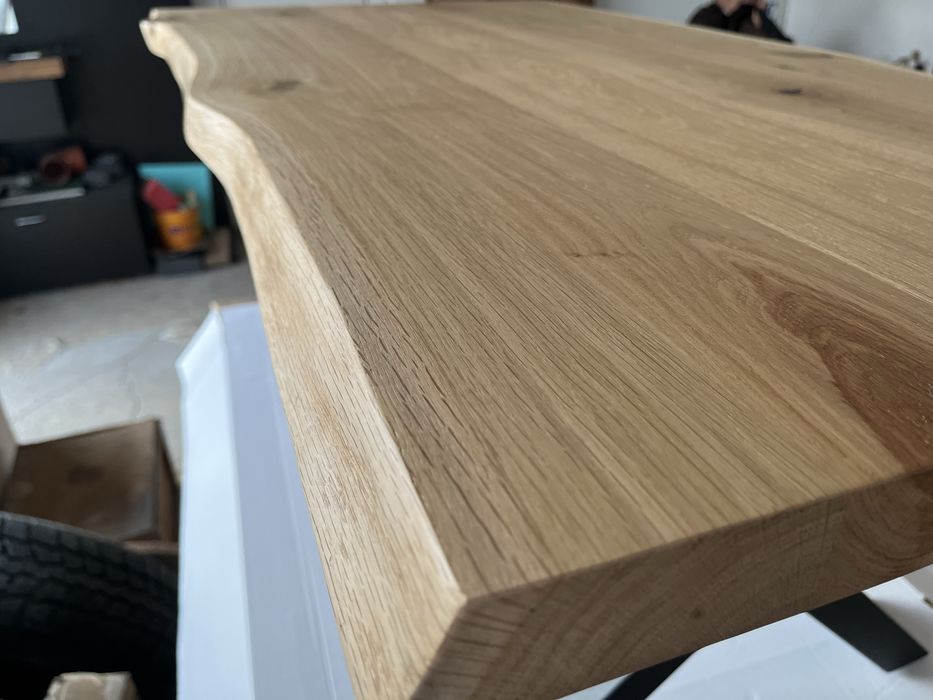 Холна маса от масивен дъб с метални крака 120/60