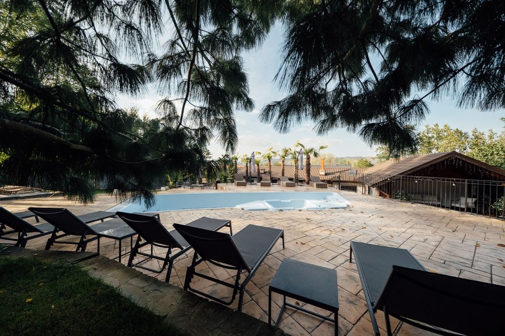 Boutique Luxury Retreat + Restaurant | Operational | Private Sale