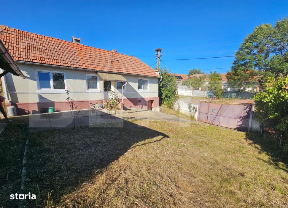 Casa 3 camere cu 2.194 mp teren intravilan– Vingard