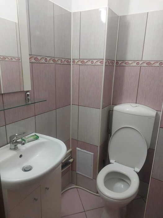 Inchiriez apartament 3 camere in Bacau - Orizont