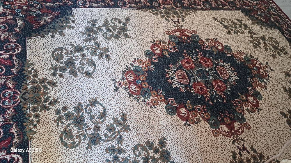 gilam sotiladi madonna 3ga 7. metr