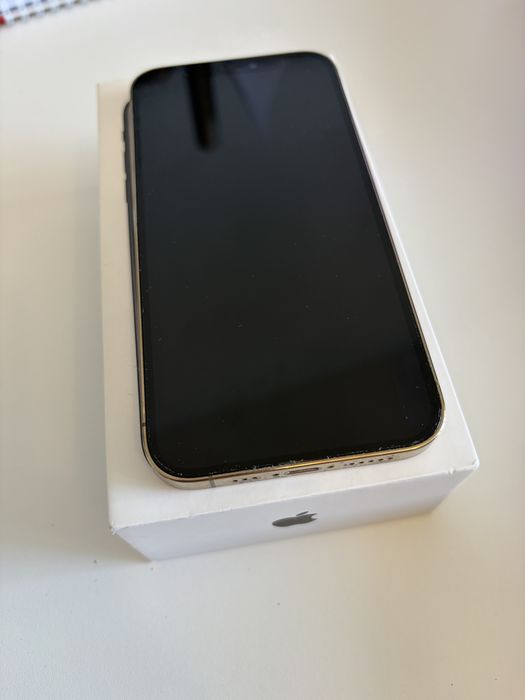 iPhone 12 Pro 128GB Gold, neverlocked, cu cutie, husă si incarcator