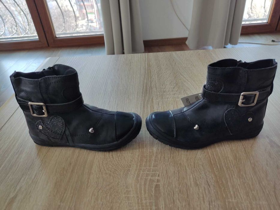 Боти и ботуши за момиче