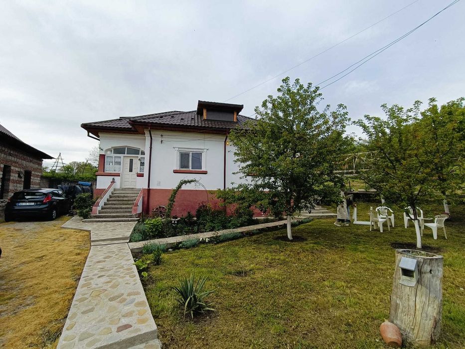 Vand casa la munte ,in Corbsori ,Arges,cu toate conditiile,apa ,gaze