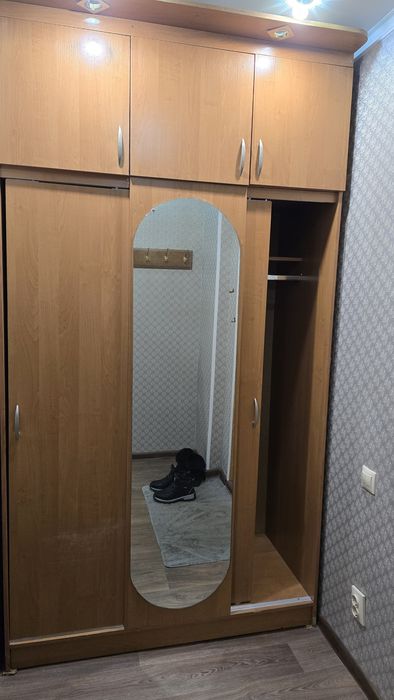 Срочно продам шкаф/прихожая