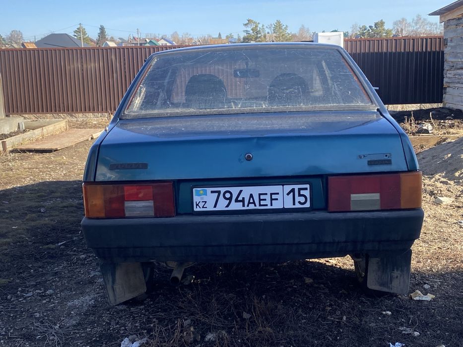 Ваз 21099.