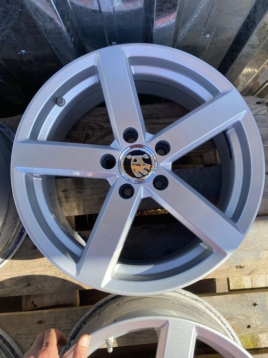 17 цола 5 х 112 мм Фолксваген , Ауди , Шкода , VW , Audi