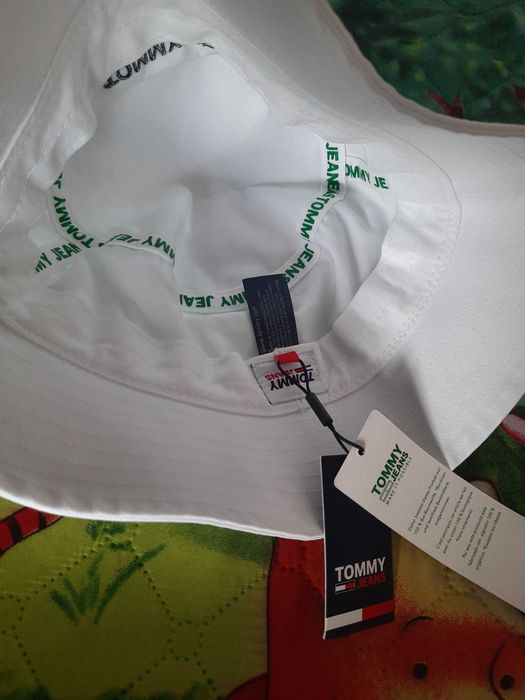 Шапка Tommy Jeans