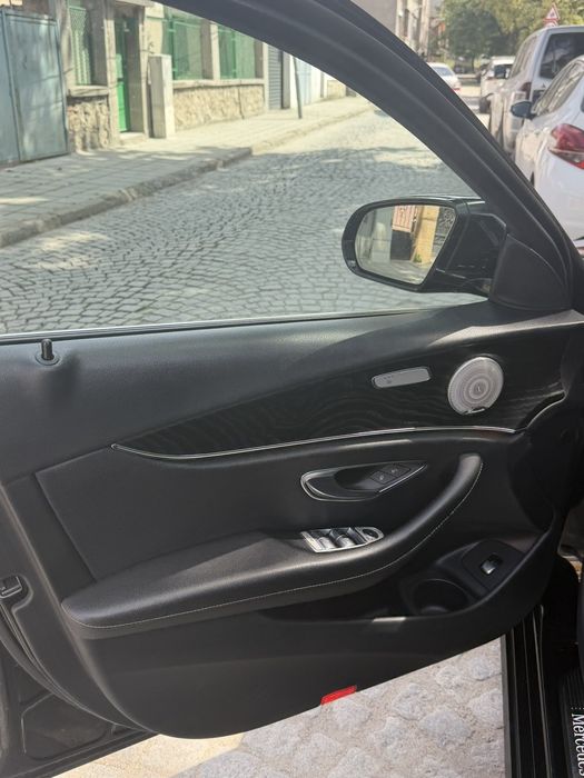 Mercedes E200 2022 г