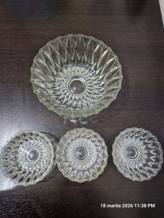 Farfurie veche traditională