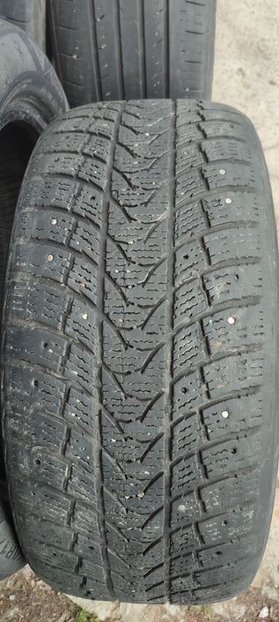 Шины R17 комплект.