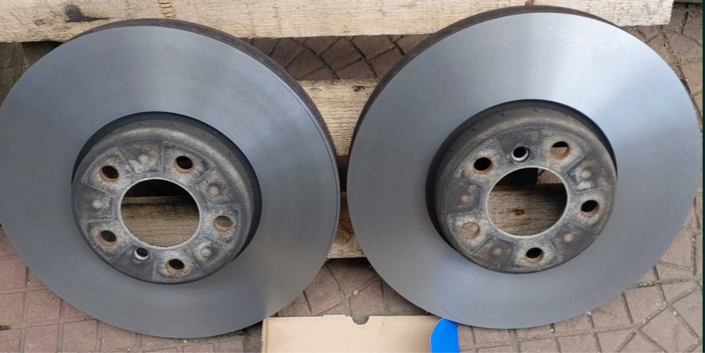 Audi q7 оригинални дискове 375мм