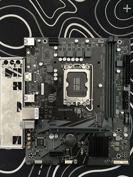Материнская плата h610m k