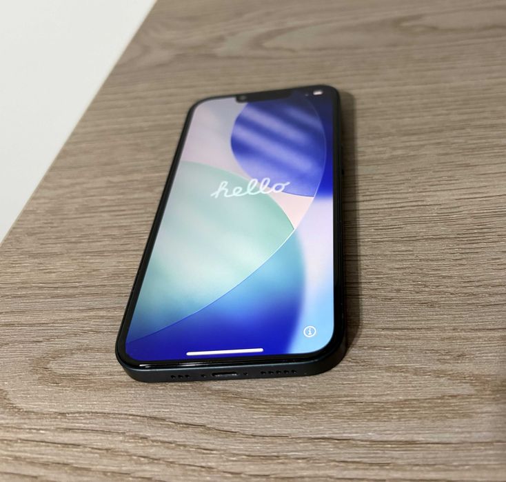 Telefon mobil Apple iPhone 13, 128GB, 5G, Midnight