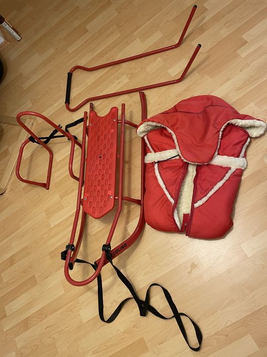 Saniuta Adbor Piccolino cu sac, Rosu