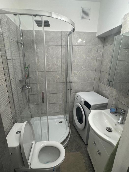 Garsoniera decomandata de închiriat Floreasca / Compozitori