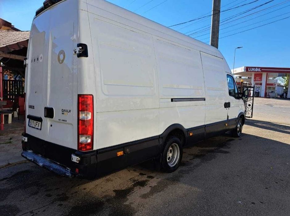 Vând Iveco Daily