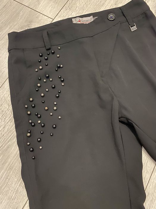 Дамски панталон с декорация