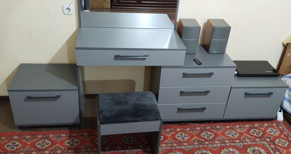 Мебель; для  дома новая