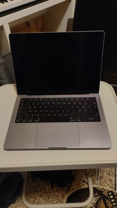 MacBook Pro M1 Pro, 1 TB SSD, 16 GB RAM, в отлично състояние — миниатюра 4