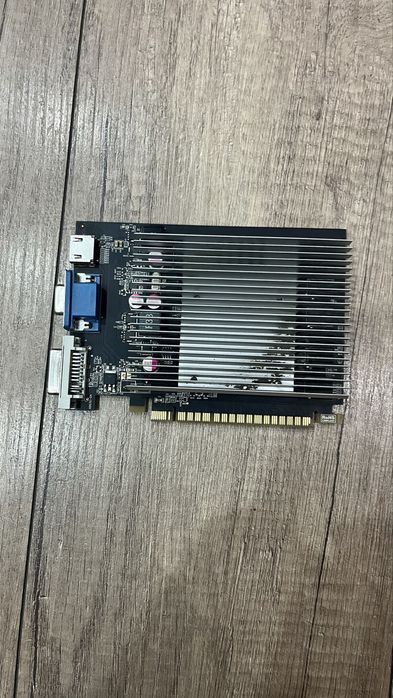 Видеокарта NVIDIA GeForce GT 730 2gb ddr3