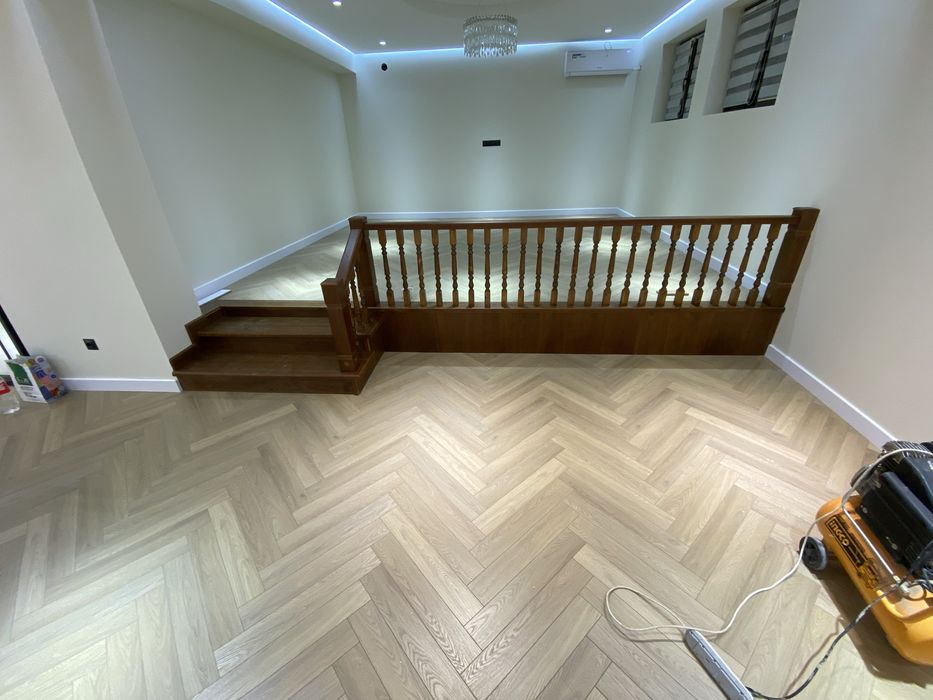 Laminat terish va Nalivniy pol  ( Bu sohada 13-yil stajga egamiz)