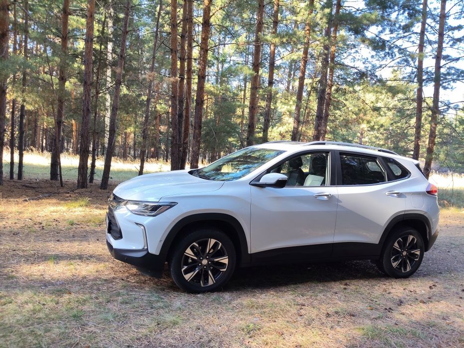 Продам Chevrolet Tracker Premier  на гарантии!

Продаю
