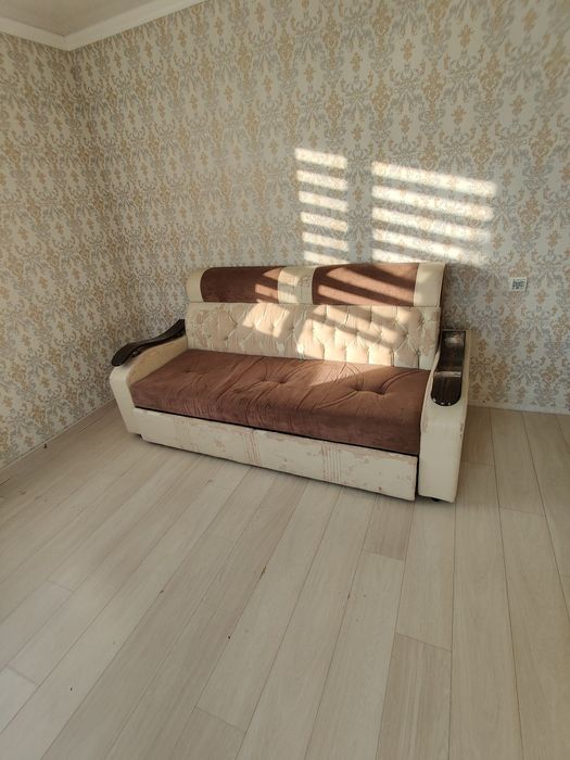 Отдам даром диван
