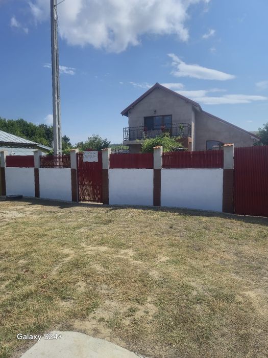 Casa  P+E Goiești str Principala 18 km de Craiova 
Pro