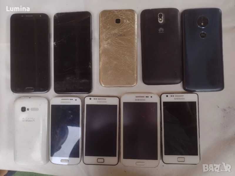 Телефони, много от тях работещи