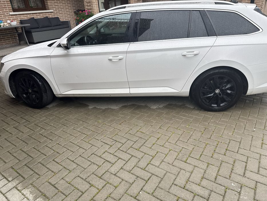 Skoda superb 2016
