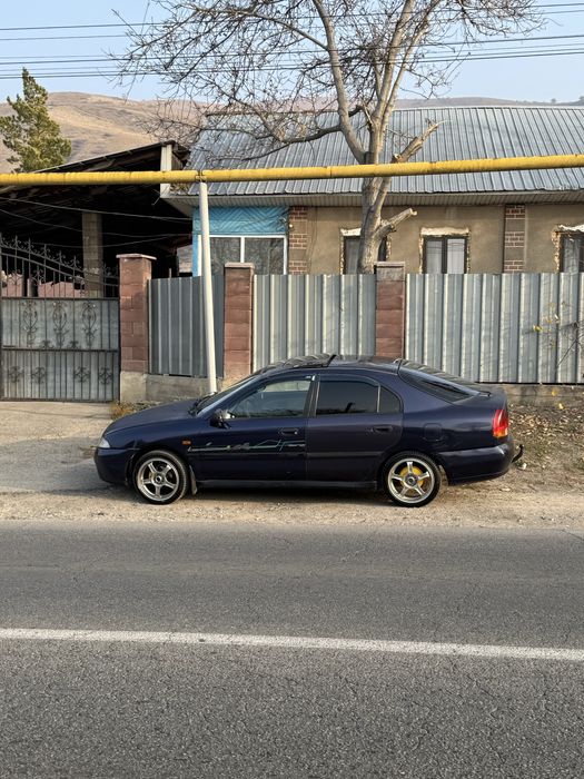 Продам митсубиси каризма