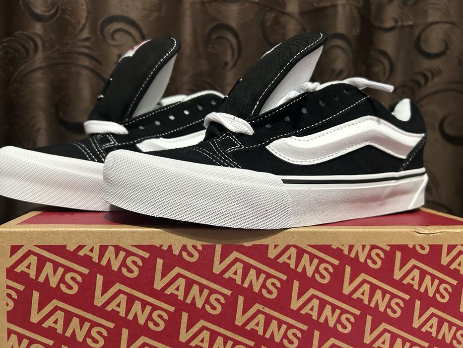 Încălțările sunt noi . Dama si unisex