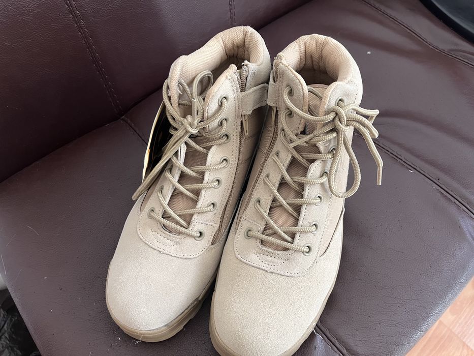 Ботинки новые. 43 размер