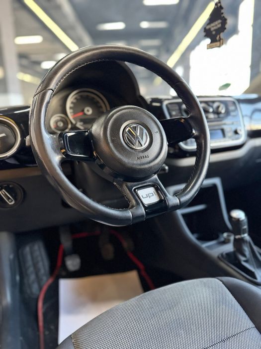 Volkswagen Up! 1.0 MPI Benzină