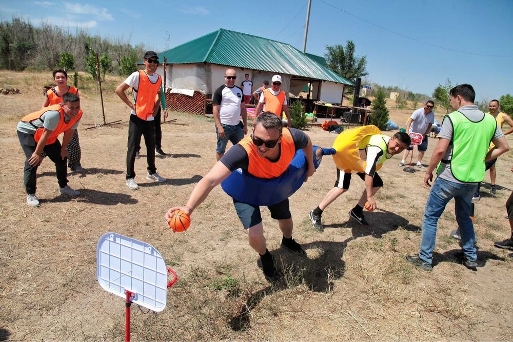 Тимбилдинг, эстафеты и командообразования.