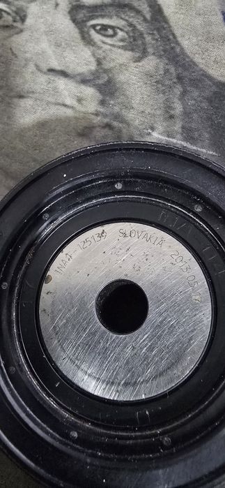 Ролик ремня грм ваз