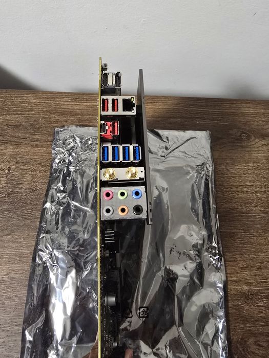 Placa de baza MSI B650 GAMING PLUS AM5