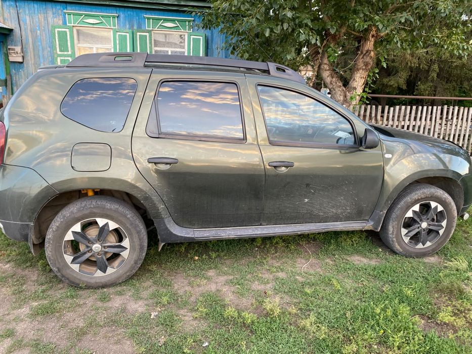Продам Renault duster 2016.  2.0 4wd