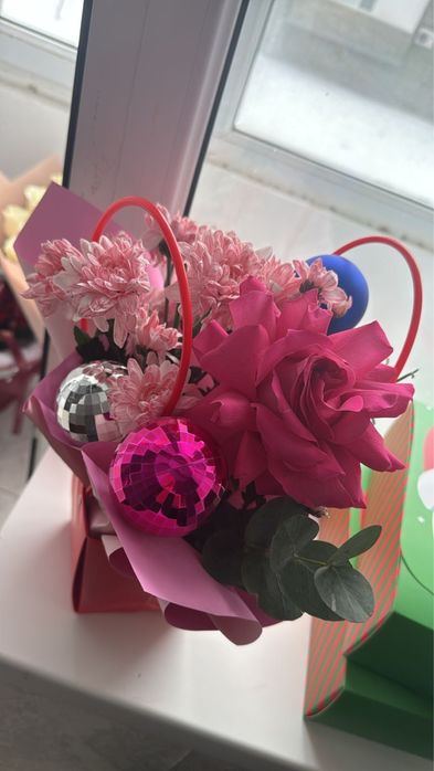 Букеты свежие продам