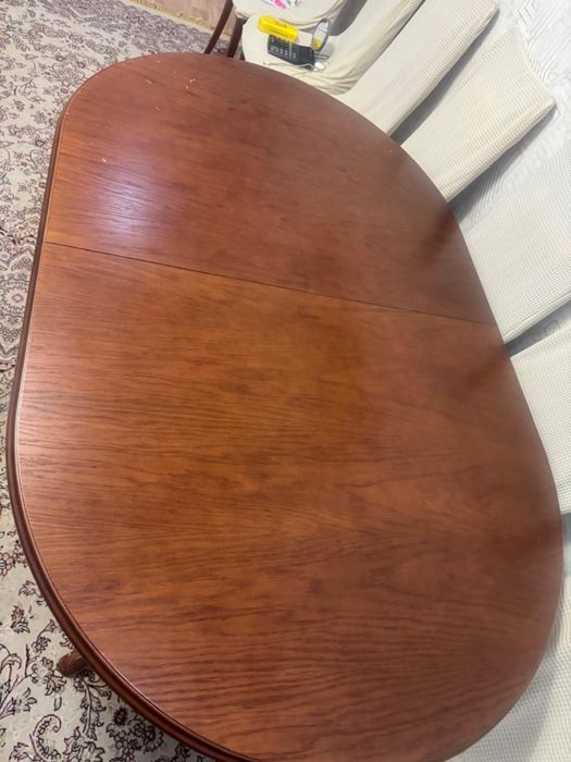 Продам стол и 10 стульев