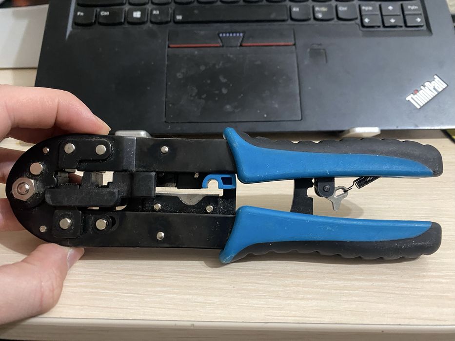 Обжимка RJ‑45 Gross