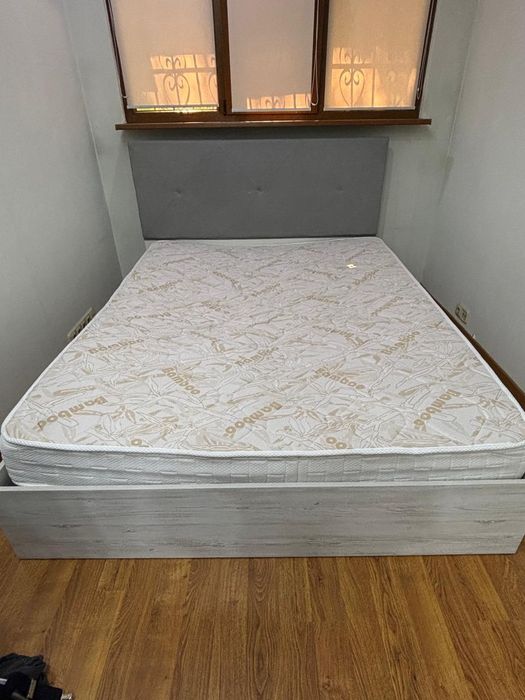 Кровать с матрасом из бамбука